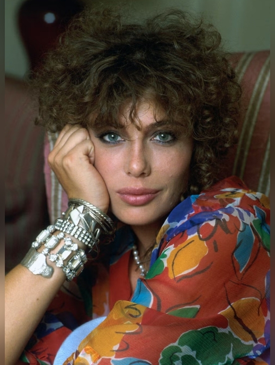 Vintage Jewelry - 📼☎️ 💄👑Celebrating the 1980s! 🪭💍💎📿